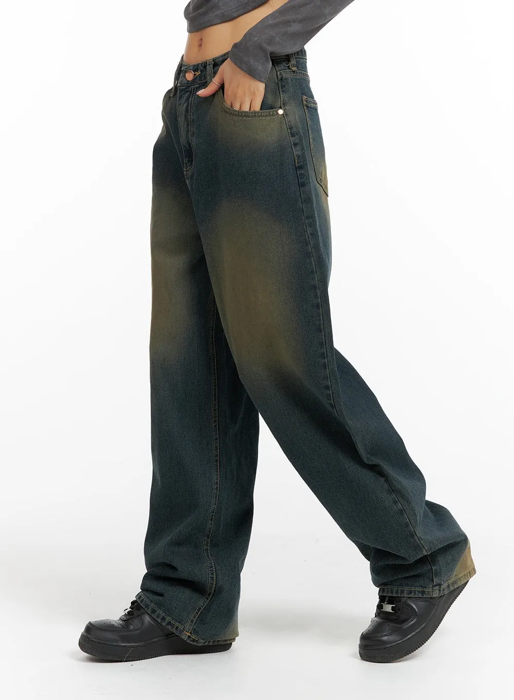 Vintage Washed Baggy Jeans CF420 sold by Lewkin product image thumbnail 3