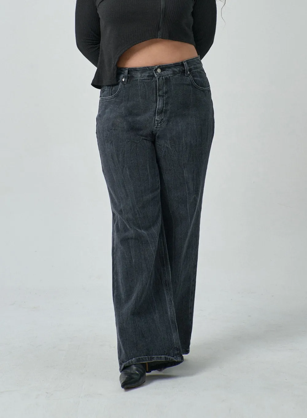 Plus Wide Leg Wash Black Jeans IF317 sold by Lewkin