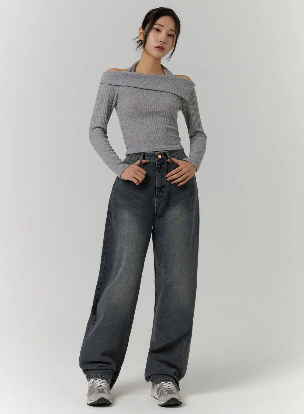 Light Washed Wide Leg Jeans CD312 sold by Lewkin