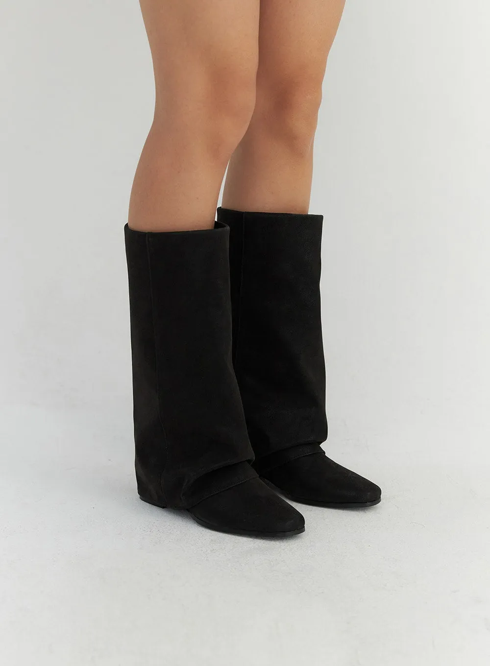 Rouched Faux Leather Boots CO304 sold by Lewkin product image thumbnail 3