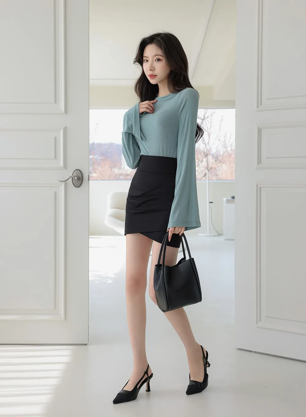 Daily Mini Minimalist Shoulder Bucket Bag IA05 sold by Lewkin product image thumbnail 5