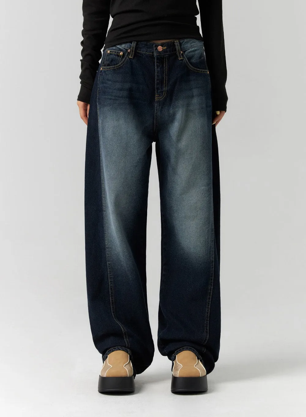 Washed Wide Leg Jeans CS312 sold by Lewkin product image thumbnail 5