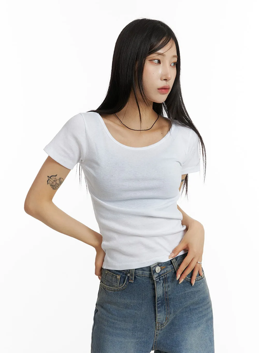 Solid Round Neck Short Sleeve Tee CF401 sold by Lewkin product image thumbnail 2