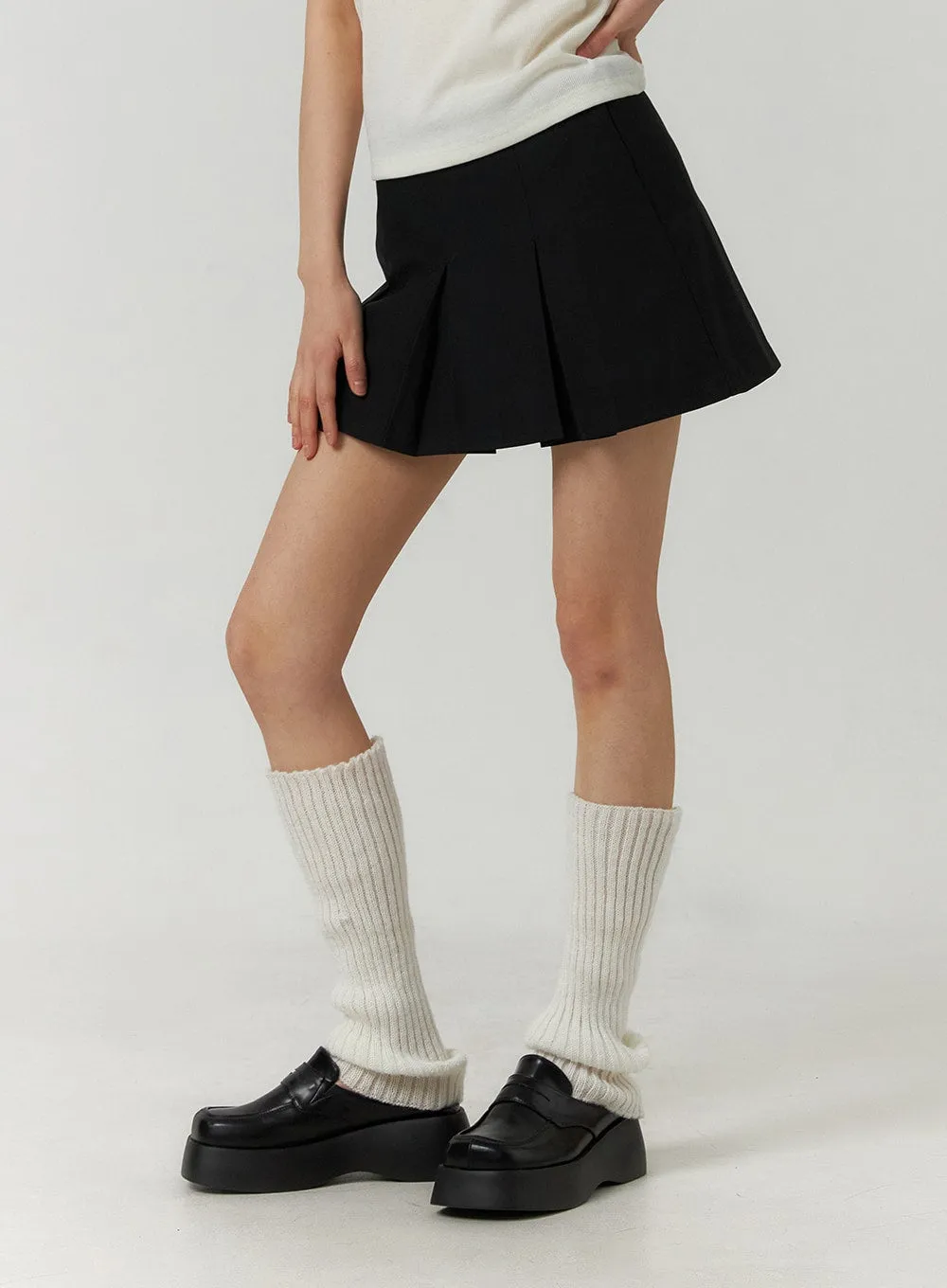 Pleated Mini Skirt CF407 sold by Lewkin product image thumbnail 4