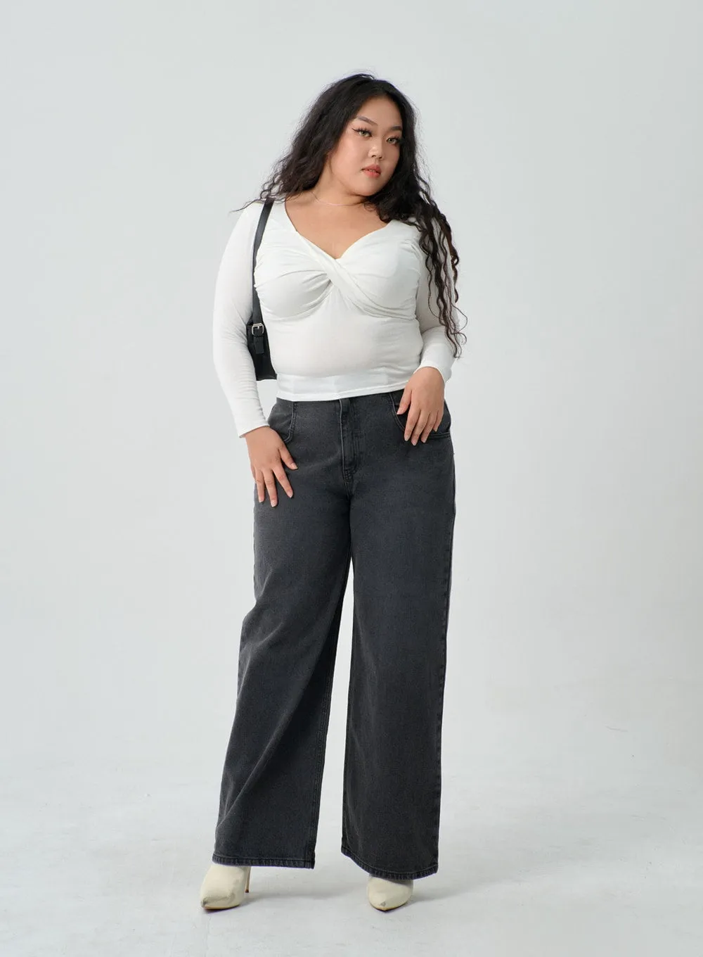 Plus V-Neck Twisted Bust T-Shirt IN16 sold by Lewkin product image thumbnail 4