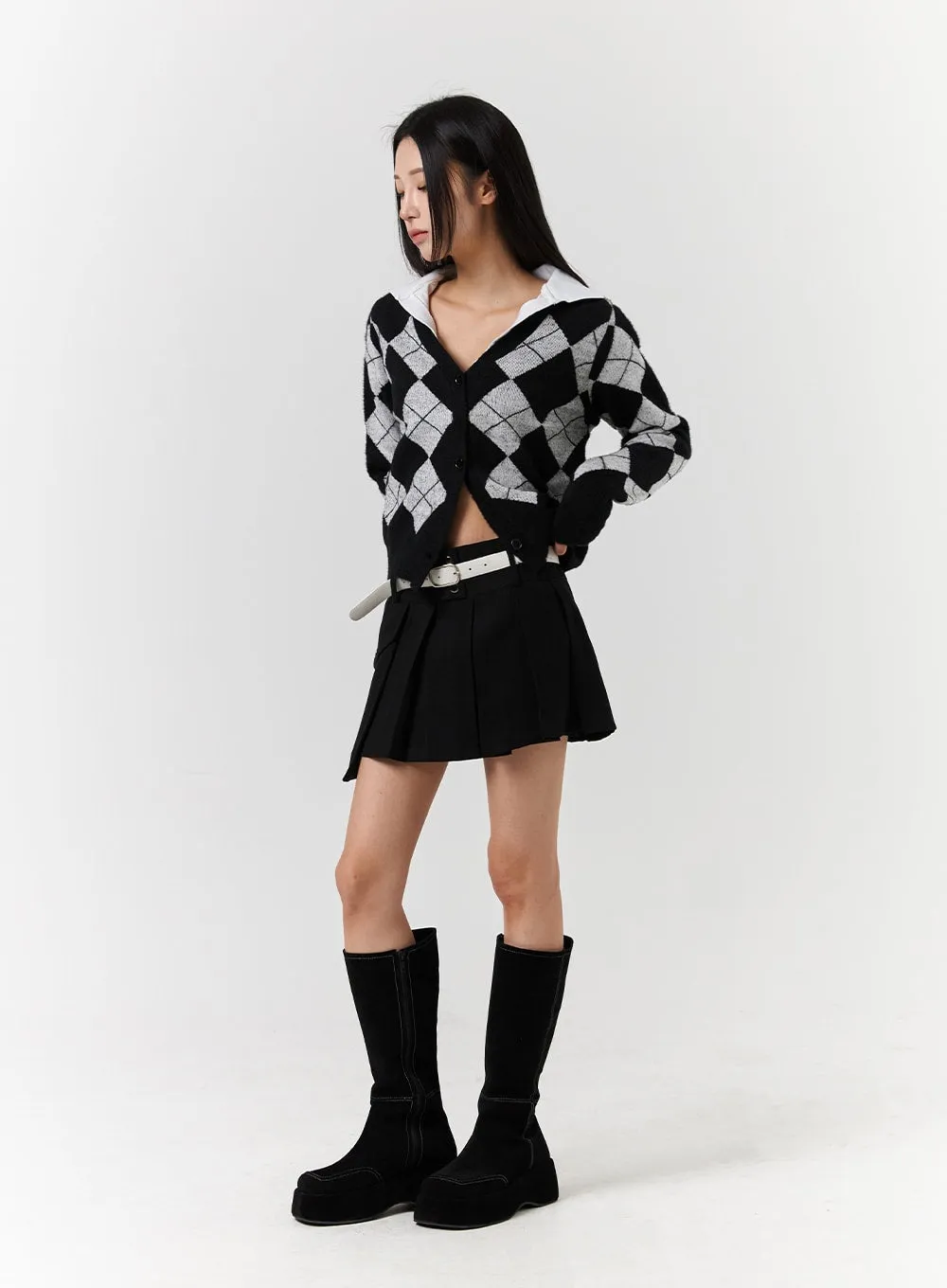 One-Pocket Solid Mid-Waist Pleated Mini Skirt CD322 sold by Lewkin product image thumbnail 3