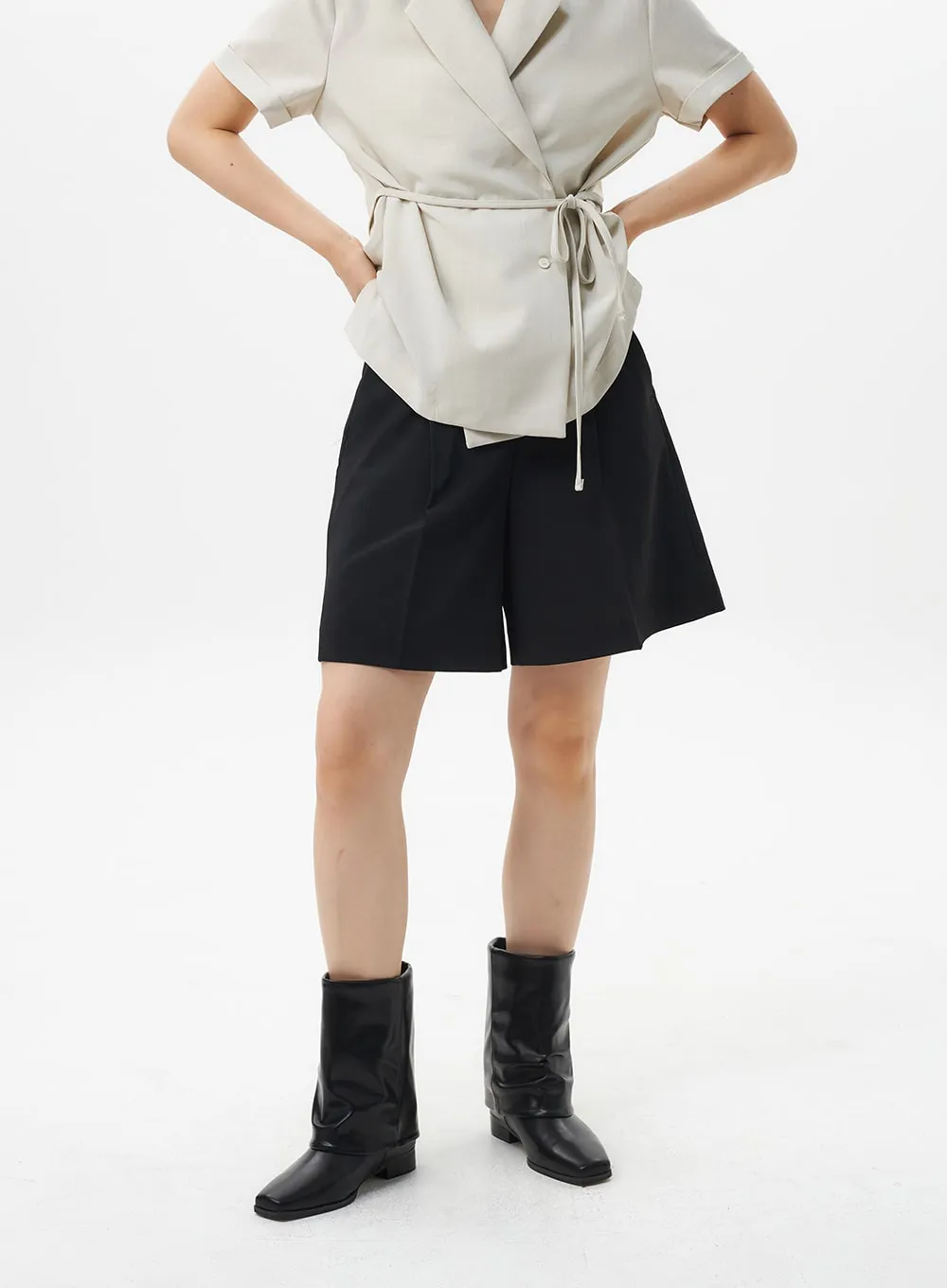 Tailored Bermuda Shorts OU329 sold by Lewkin product image thumbnail 2