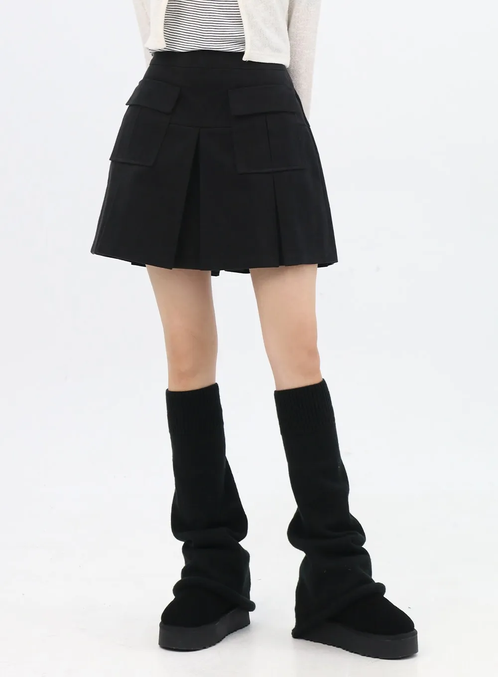 Pocket Pleated Mini Skirt IN310 sold by Lewkin product image thumbnail 2