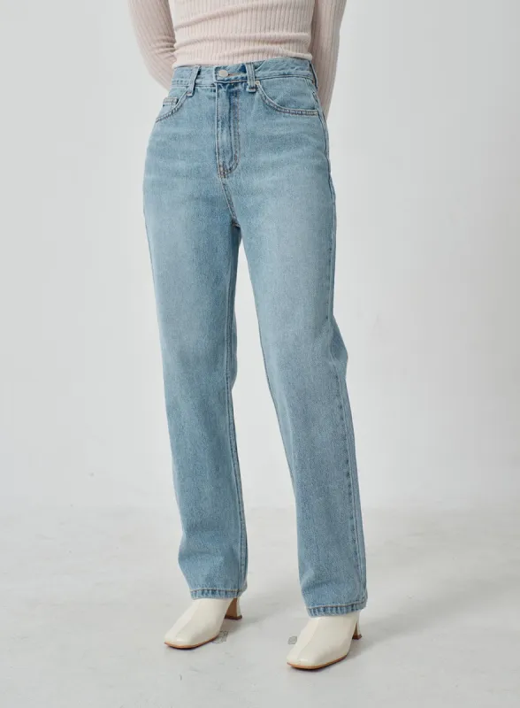 Light Wash Straight Leg Jeans OJ327 sold by Lewkin