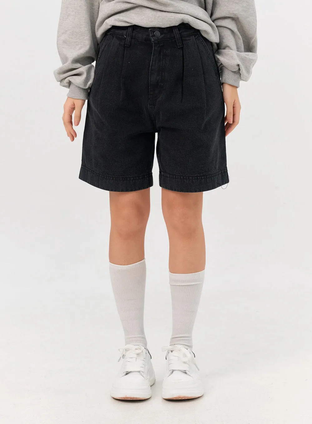 Pintuck Shorts IN301 sold by Lewkin product image thumbnail 2