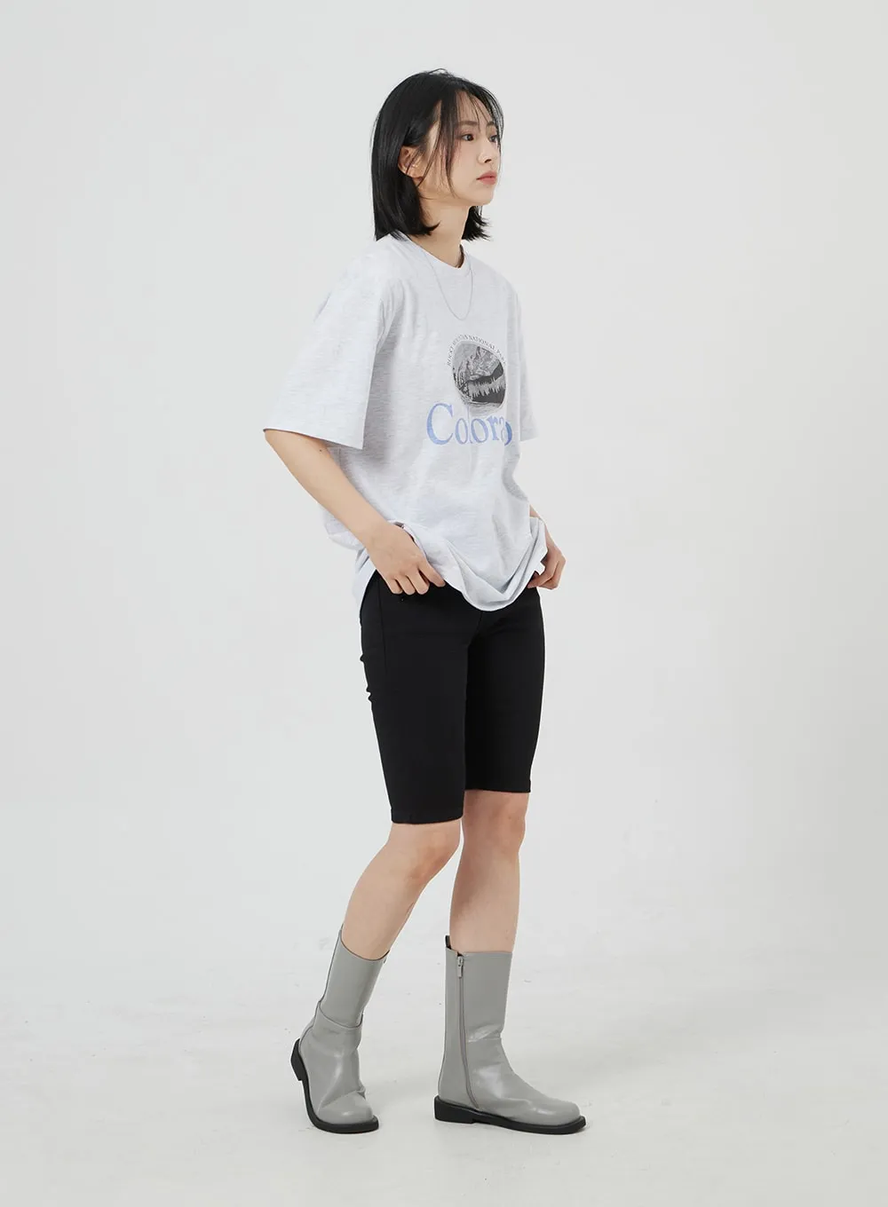 Graphic Oversized Tee OM306 sold by Lewkin product image thumbnail 3