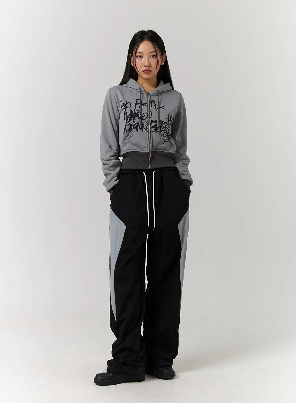 Crop Graphic Zip-Up Hoodie CD329 sold by Lewkin product image thumbnail 2