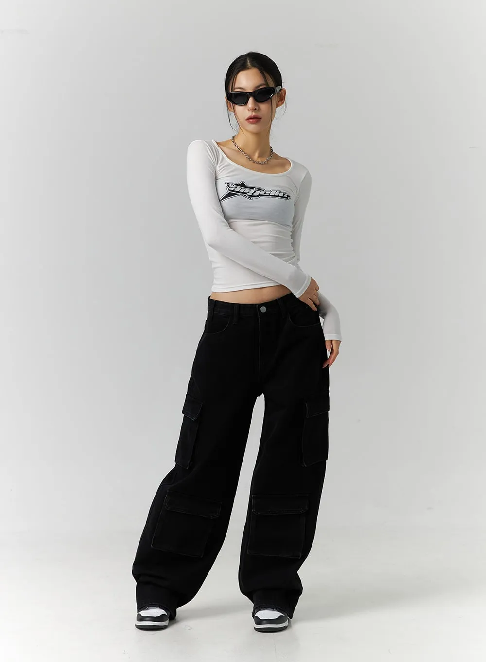 Square Neck Graphic Crop Tee ID306 sold by Lewkin product image thumbnail 5