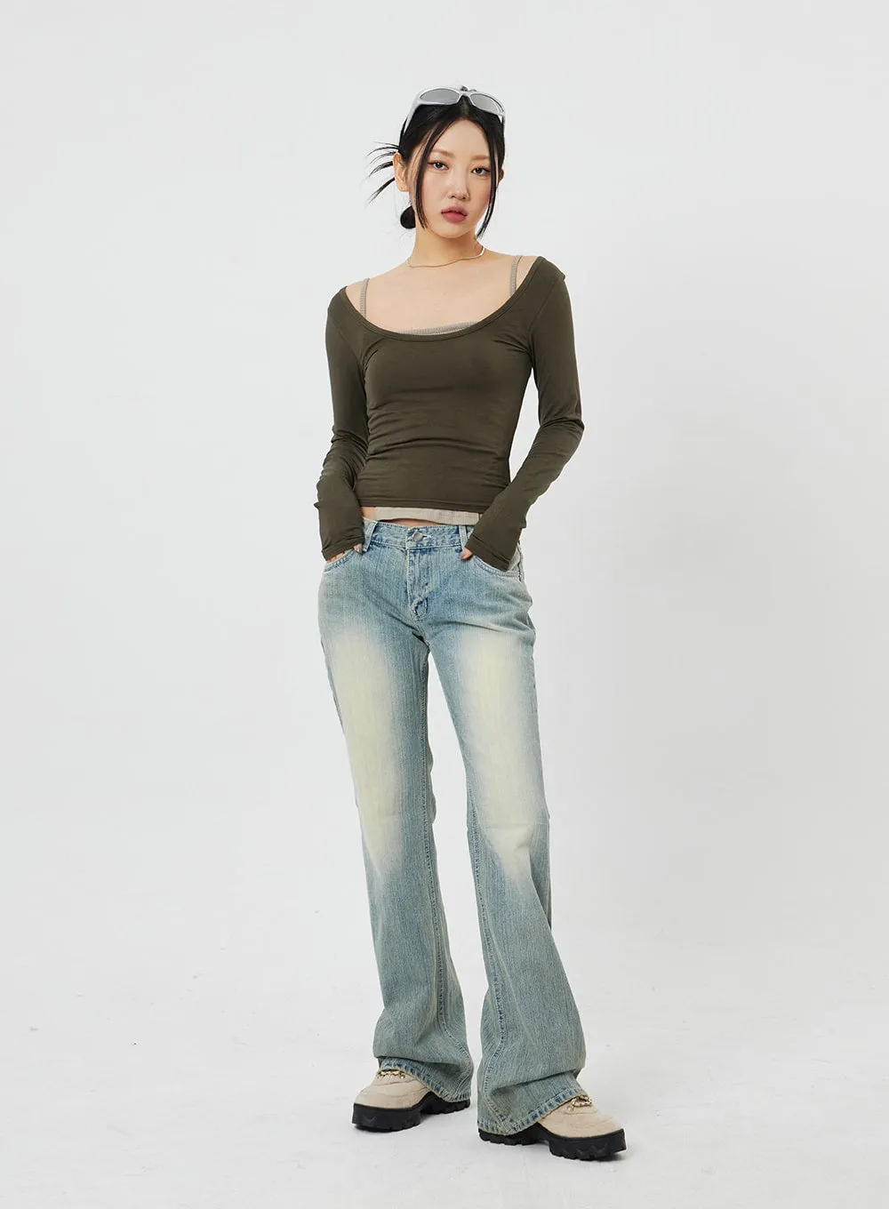 Low Rise Bootcut Jeans CF315 sold by Lewkin product image thumbnail 3
