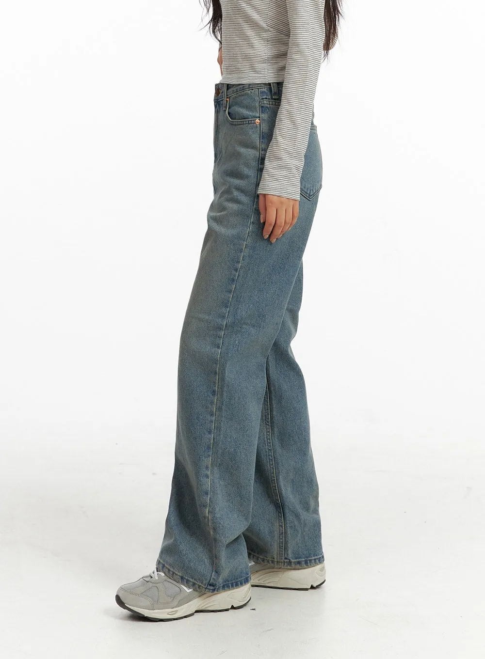 Solid Straight Leg Jeans CF407 sold by Lewkin product image thumbnail 4