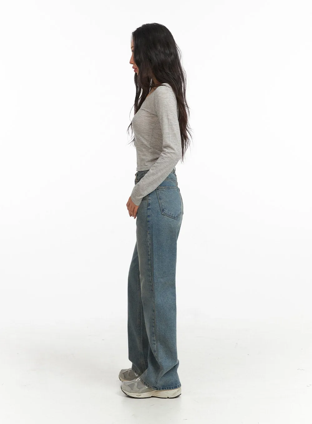 Solid Straight Leg Jeans CF407 sold by Lewkin product image thumbnail 3