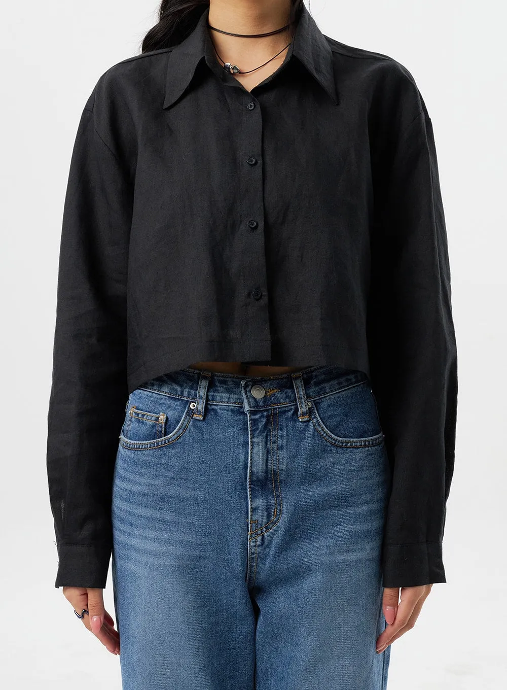 Cropped Shirt BY325 sold by Lewkin product image thumbnail 2