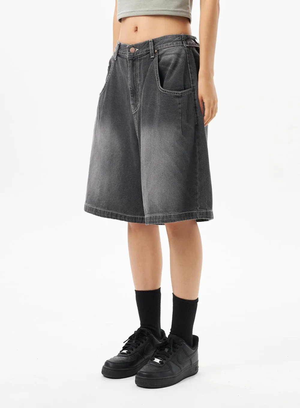 Denim Wide Bermuda Pants CU316 sold by Lewkin product image thumbnail 5