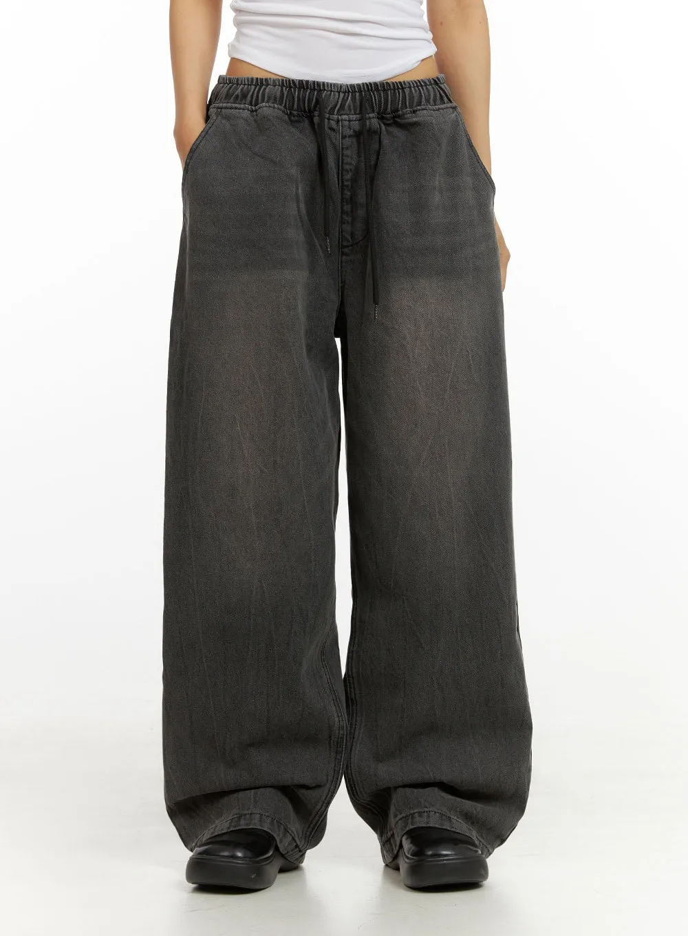 Banding Baggy Jeans IU412 sold by Lewkin product image thumbnail 2