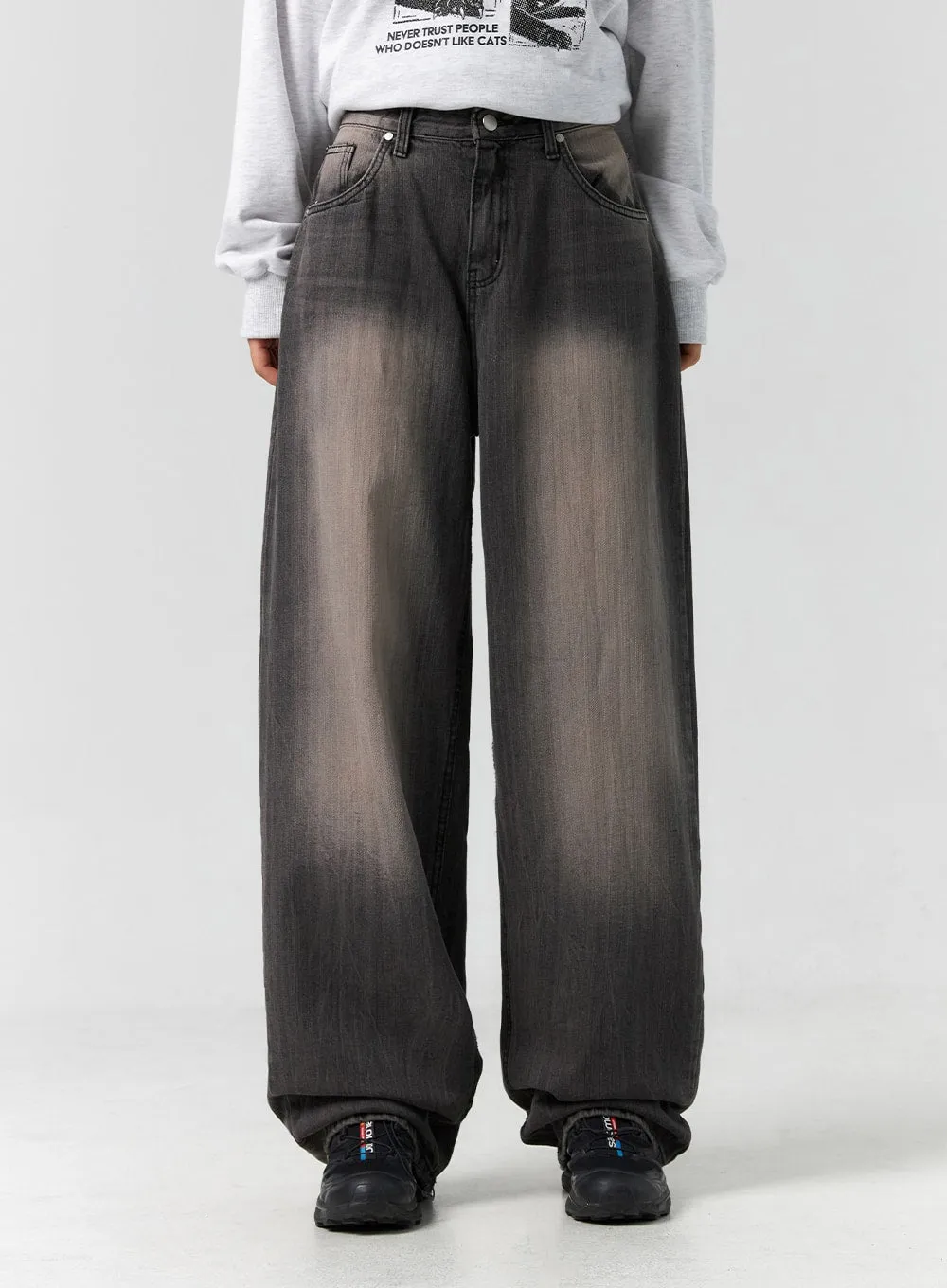 Vintage Wash Wide Leg Jeans CS303 sold by Lewkin product image thumbnail 2