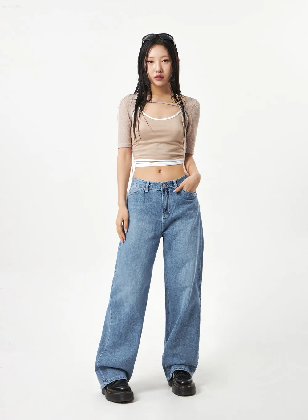 Low Rise Mid-Wash Jeans CA321 sold by Lewkin product image thumbnail 3