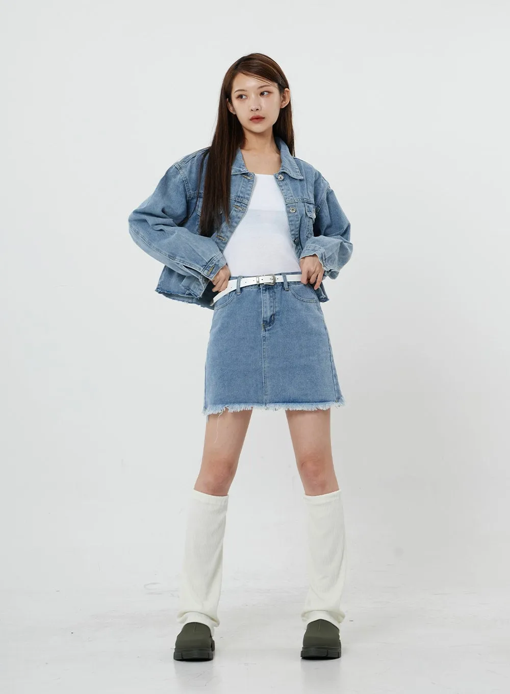 Sienna Crop Jeans Jacket CS21 sold by Lewkin product image thumbnail 3