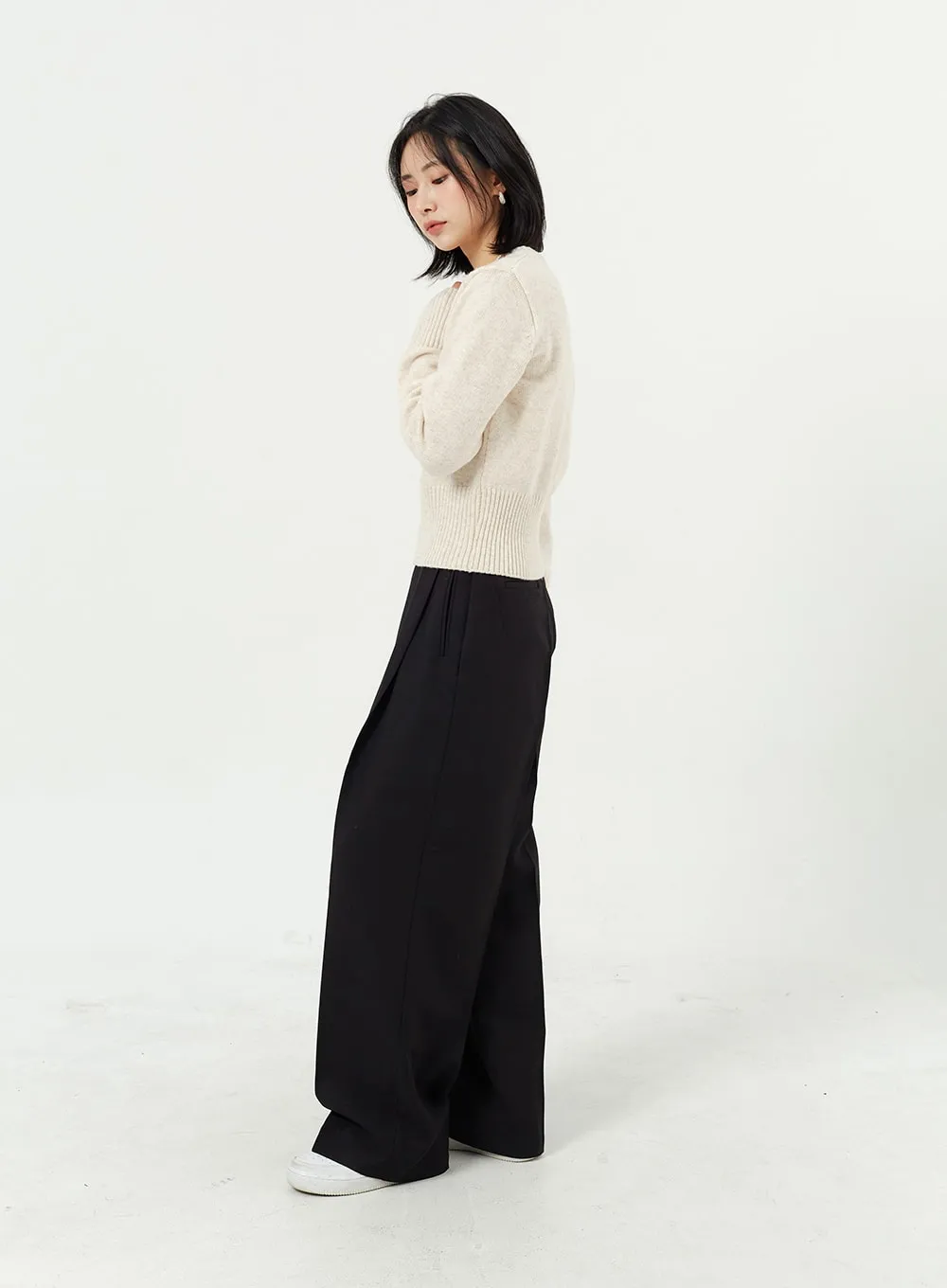 Crewneck Sweater OM313 sold by Lewkin product image thumbnail 3