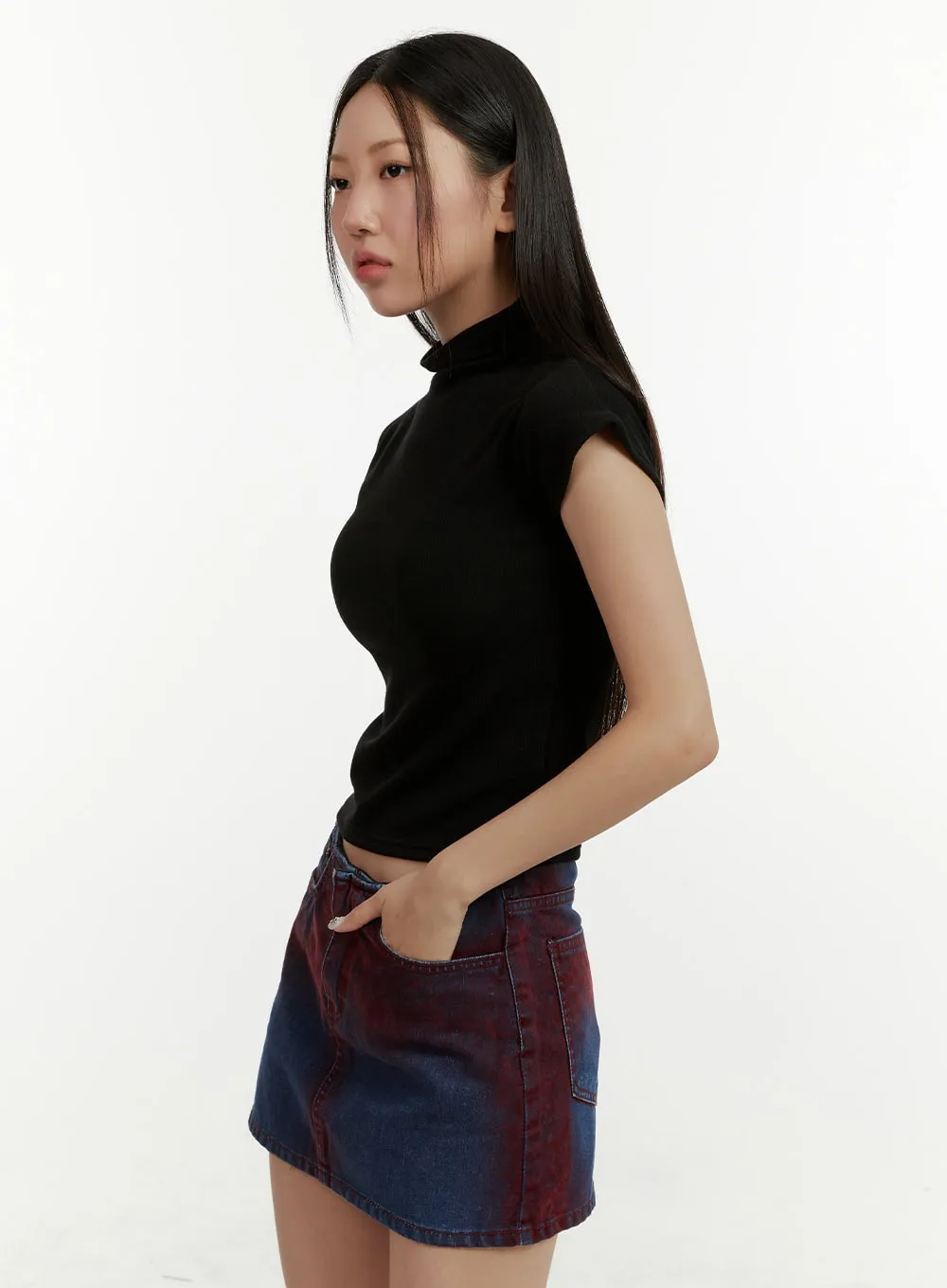 Mock Neck Short Sleeve Crop Tee CY408 sold by Lewkin product image thumbnail 4