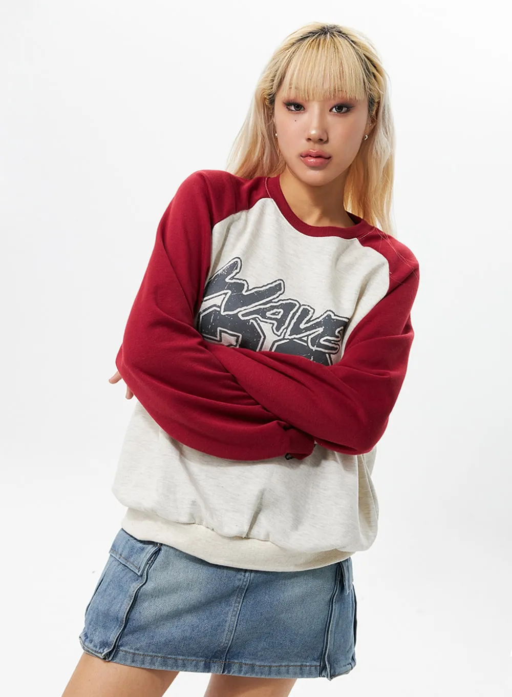 Graphic Raglan Pullover Sweatshirt IO324 sold by Lewkin product image thumbnail 4