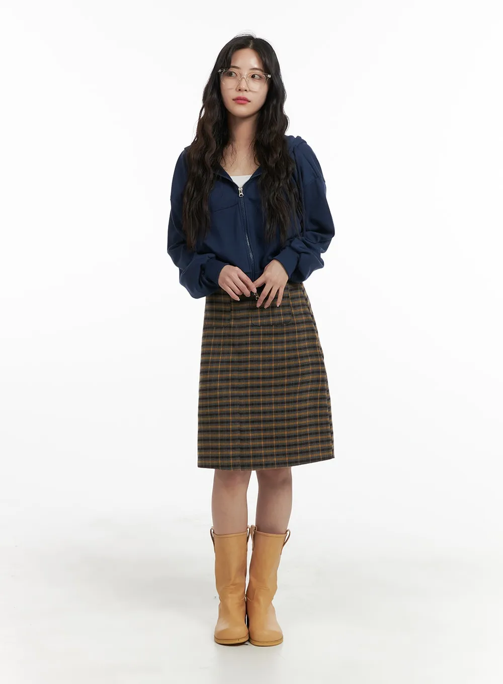 Zip-Up Crop Hoodie OM422 sold by Lewkin product image thumbnail 2