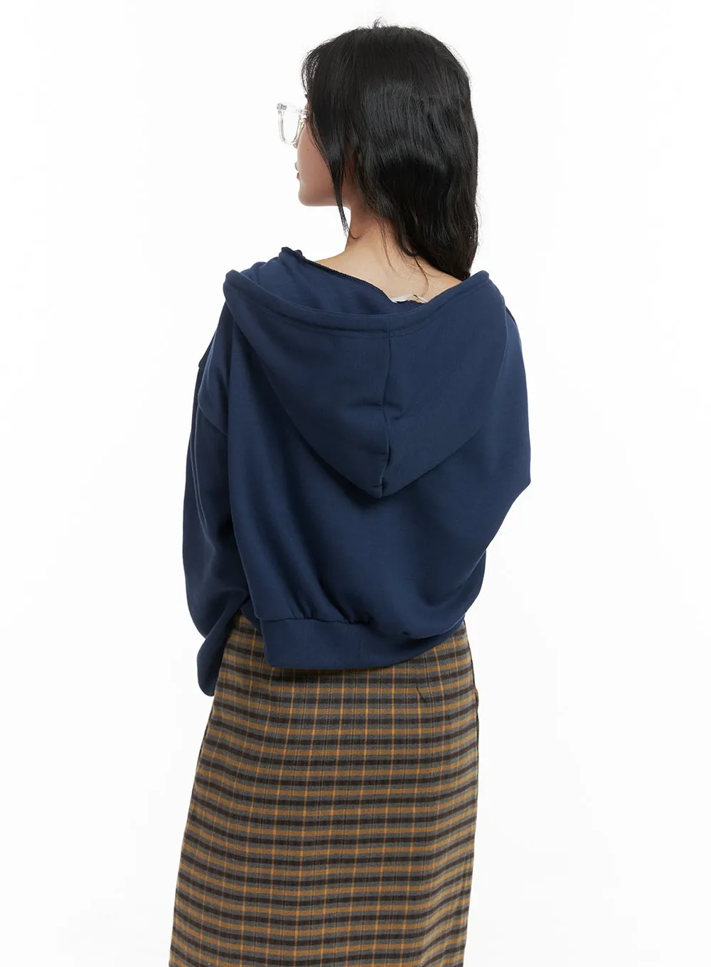 Zip-Up Crop Hoodie OM422 sold by Lewkin product image thumbnail 4