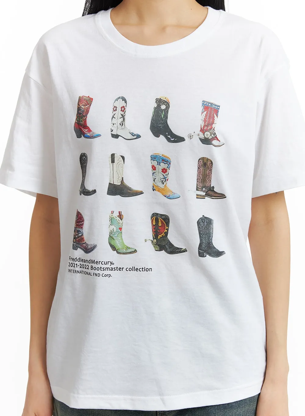 Graphic Boots Oversized T-Shirt CM407 sold by Lewkin product image thumbnail 3