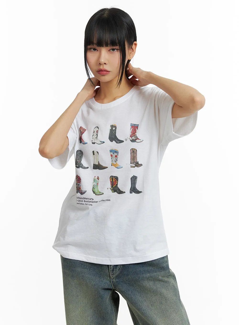 Graphic Boots Oversized T-Shirt CM407 sold by Lewkin
