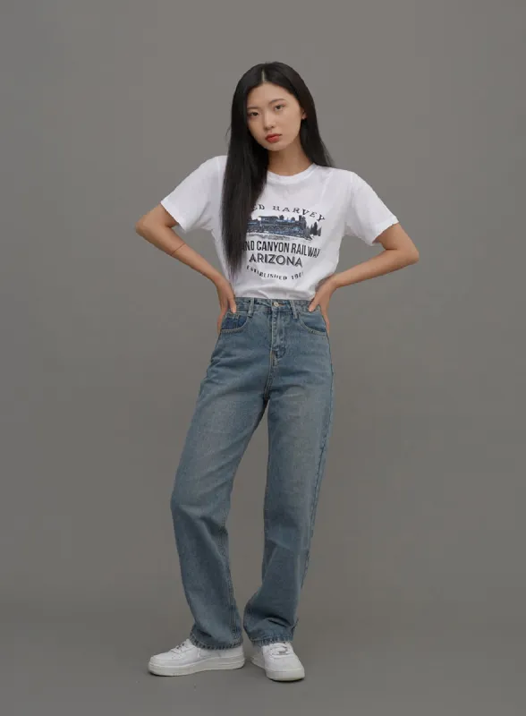 Straight Leg Jeans CM6 sold by Lewkin