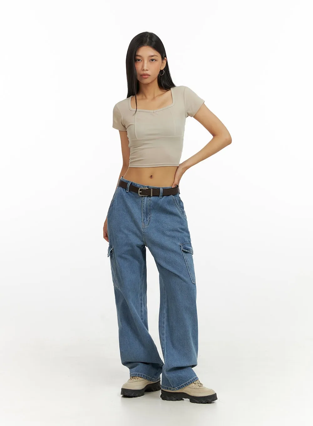 Low Rise Cargo Jeans IU412 sold by Lewkin