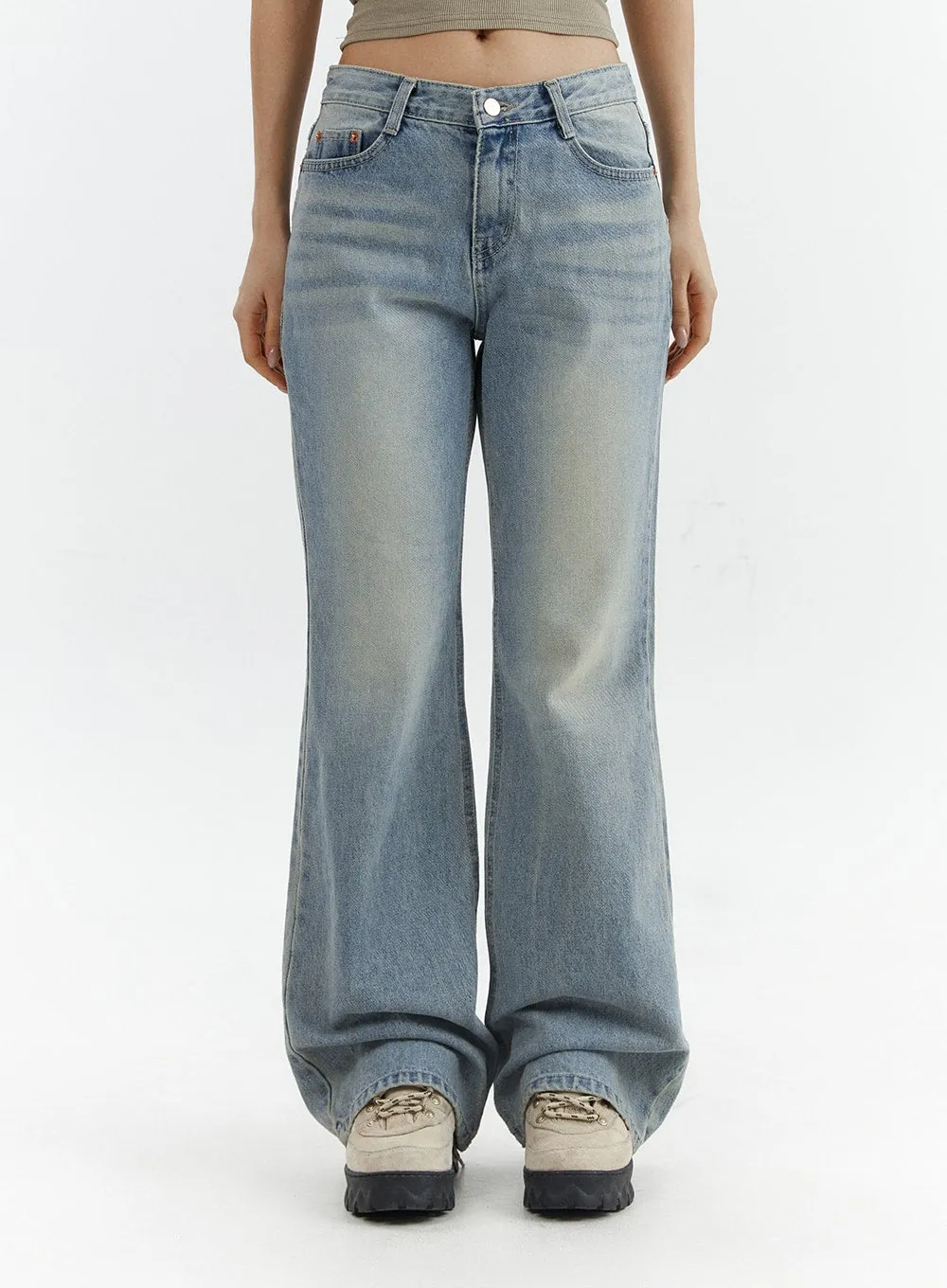 Low Waist Cargo Flare Jeans CJ423 sold by Lewkin product image thumbnail 5