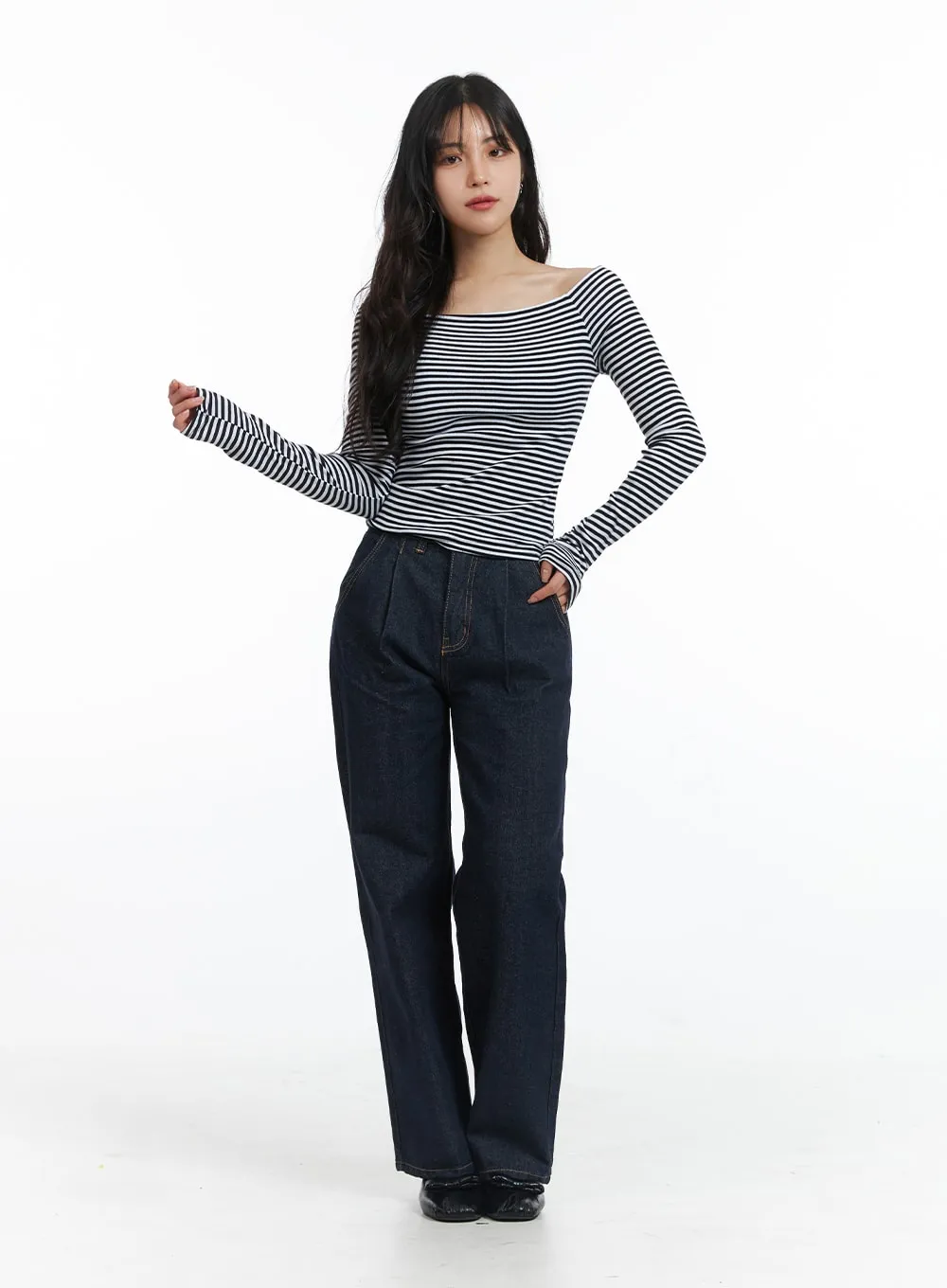 Denim Straight-Leg Jeans OJ431 sold by Lewkin product image thumbnail 3