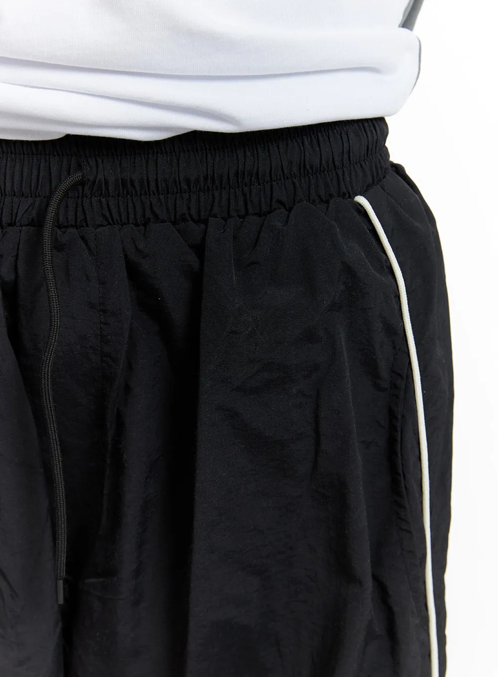 Elastic Waist Contrasting Trim Sweatpants CM407 sold by Lewkin product image thumbnail 4