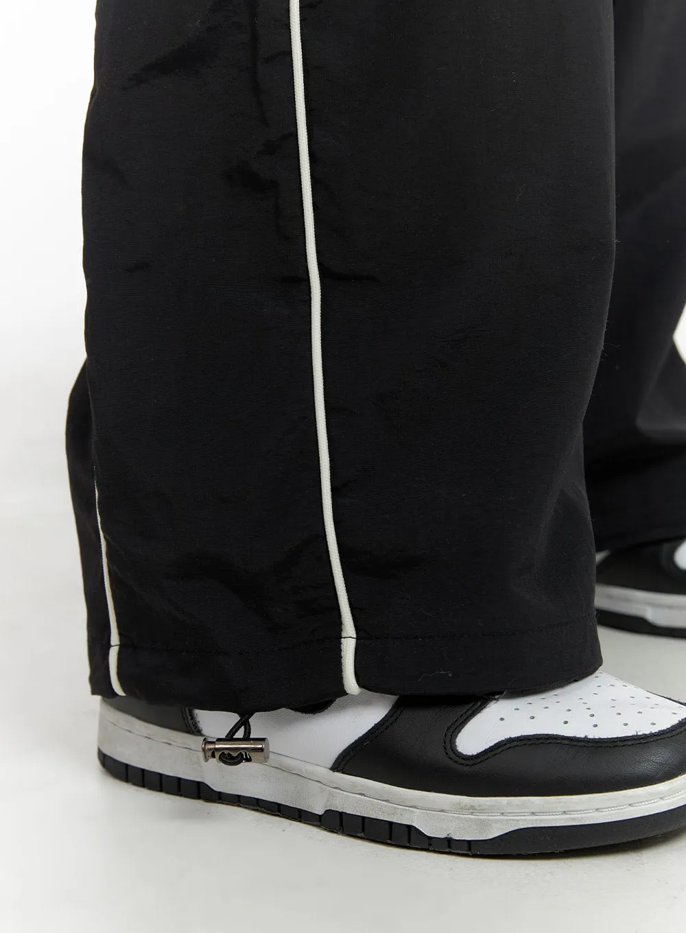 Elastic Waist Contrasting Trim Sweatpants CM407 sold by Lewkin product image thumbnail 5