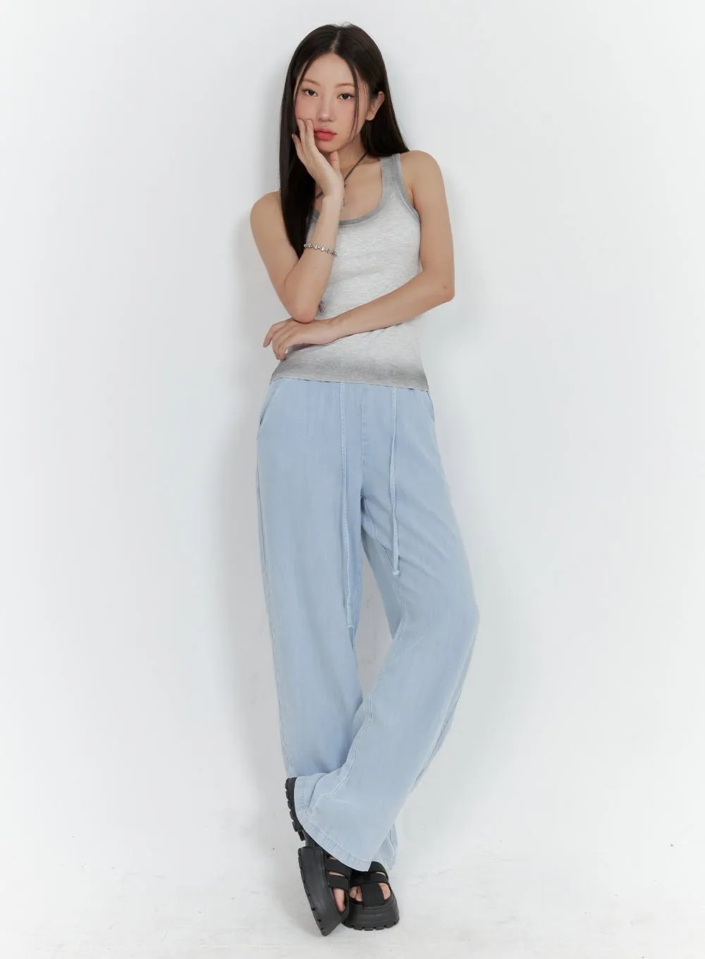 String Washed Wide Leg Jeans OL408 sold by Lewkin product image thumbnail 2