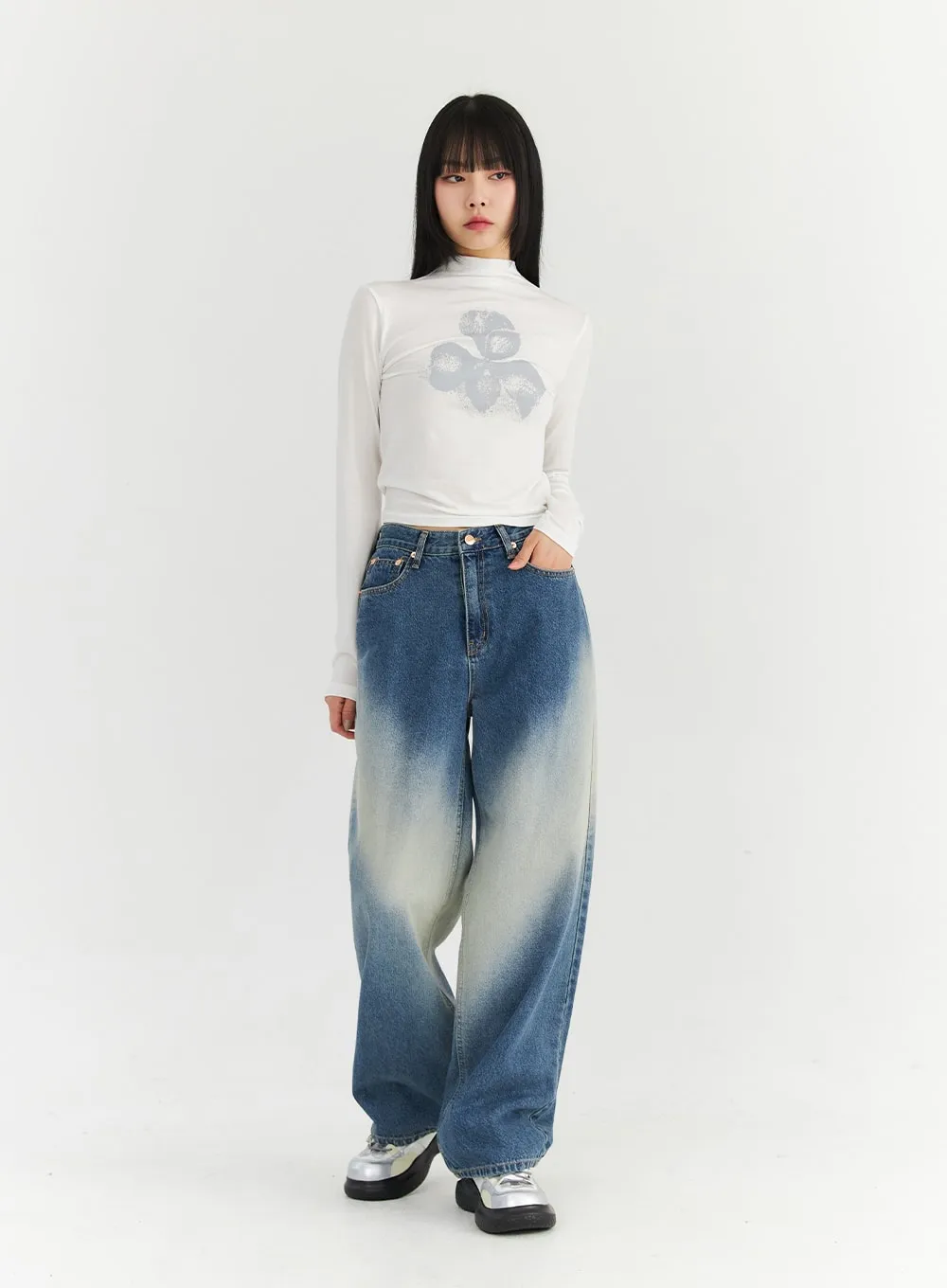 Washed Blue Wide Jeans CN307 sold by Lewkin product image thumbnail 2