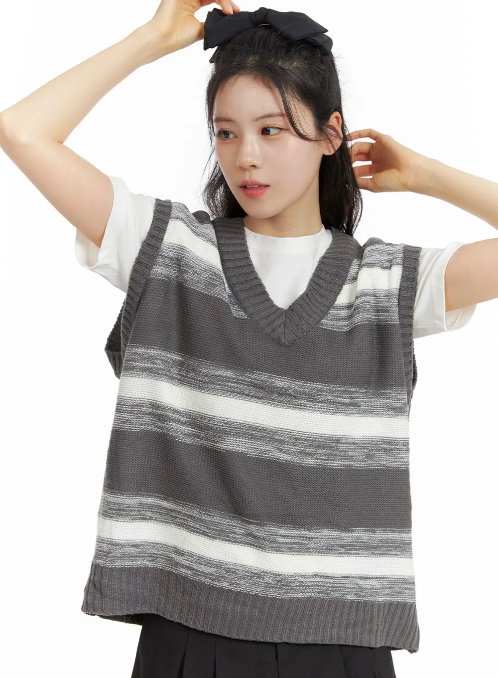 Oversized Striped Knit Sweater Vest OM419 sold by Lewkin product image thumbnail 4