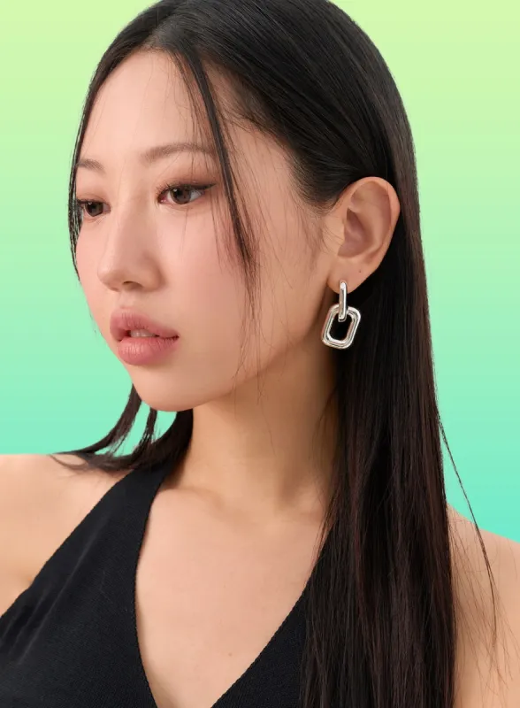 Bold Square Chain Earrings IN302 sold by Lewkin