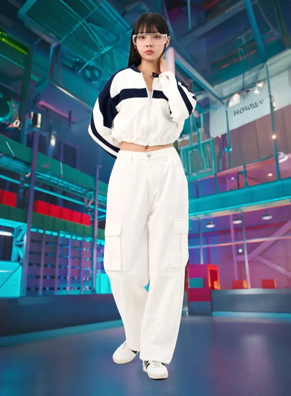 Wide Cargo Pants IO317 sold by Lewkin