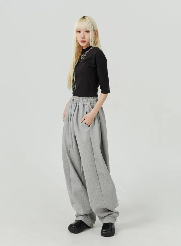Baggy Track Pants BM324 sold by Lewkin