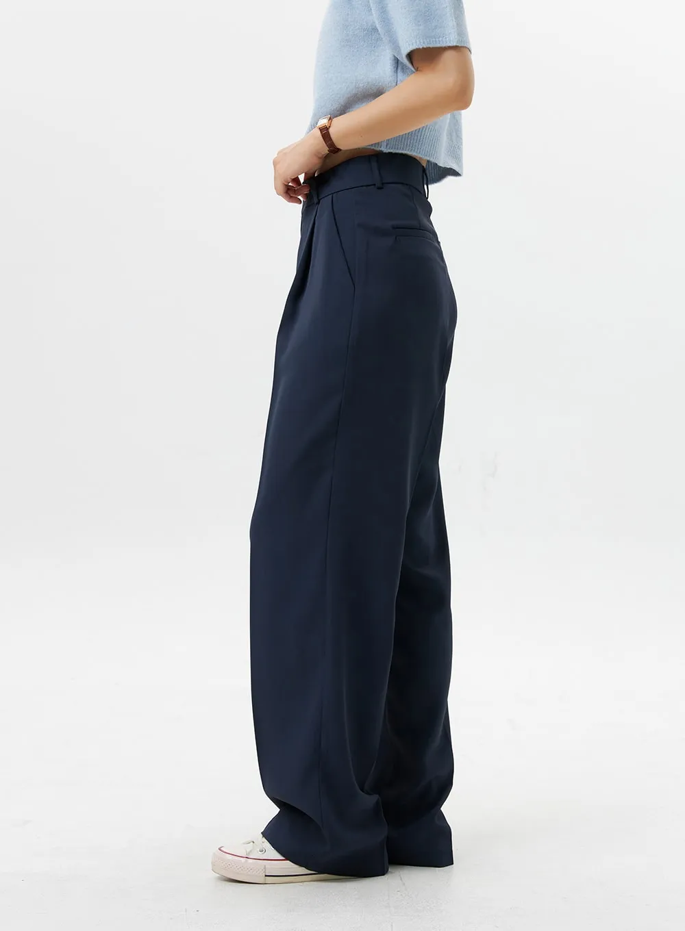 Loose-Fit Pintuck Pants OG318 sold by Lewkin product image thumbnail 5