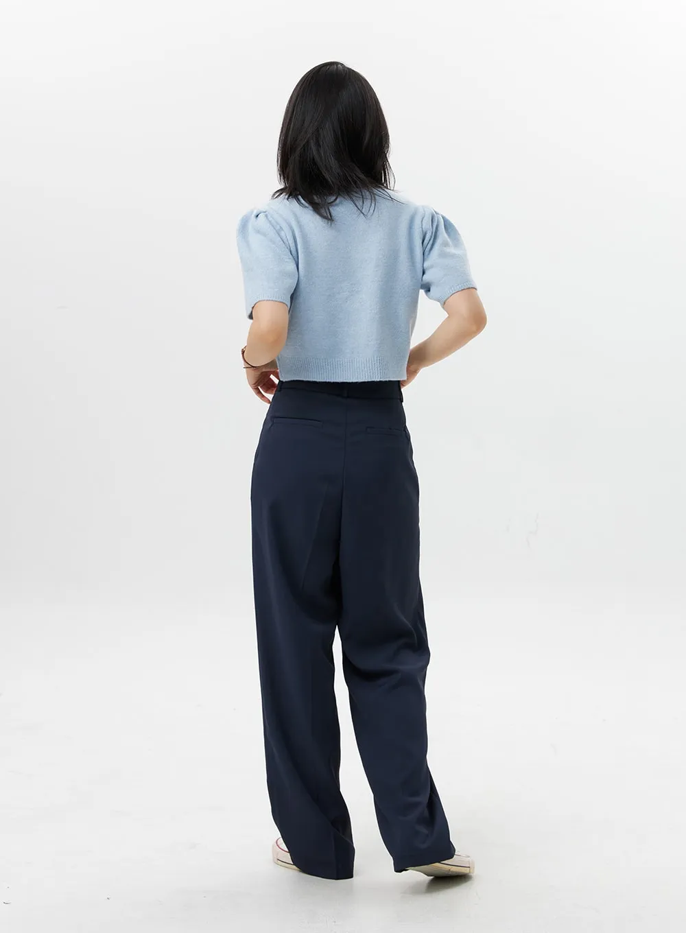 Loose-Fit Pintuck Pants OG318 sold by Lewkin product image thumbnail 4