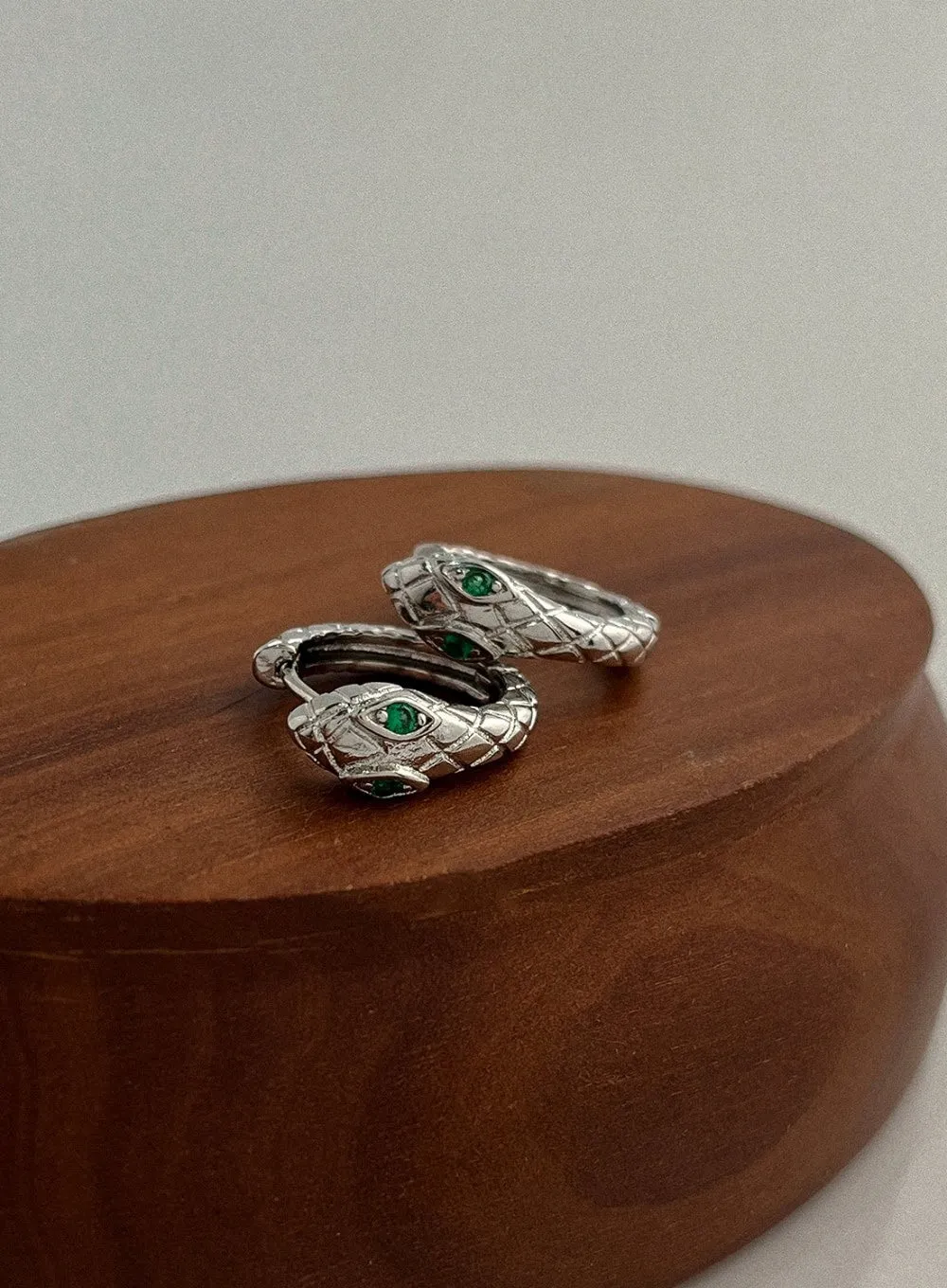 Greenai Ringe Earrings IL415 sold by Lewkin product image thumbnail 2