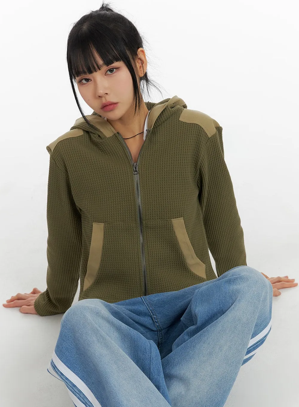Two-Tone Cropped Hoodie Jacket CM407 sold by Lewkin