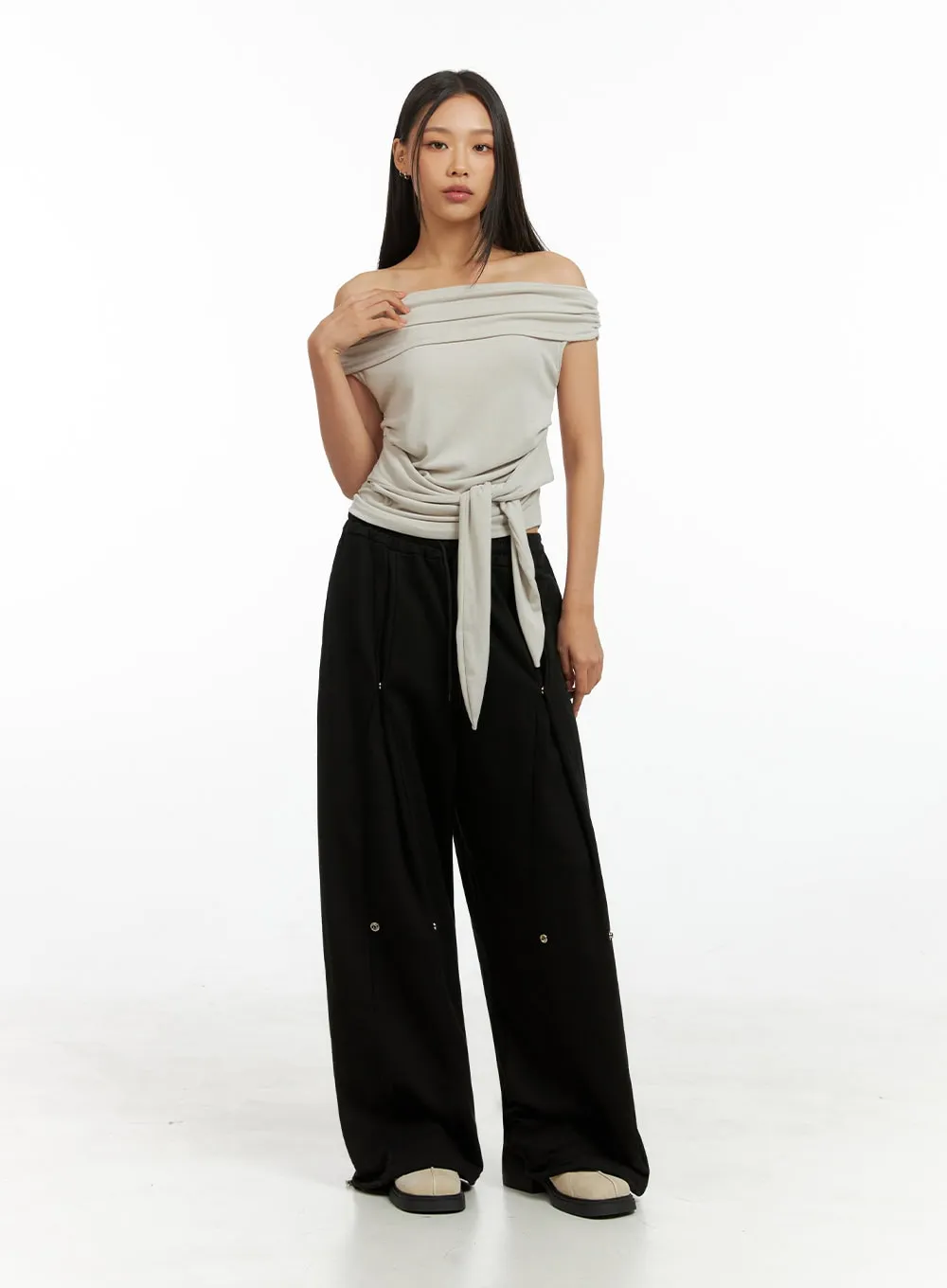 Pintucked Wide Leg Sweatpants IG405 sold by Lewkin product image thumbnail 3
